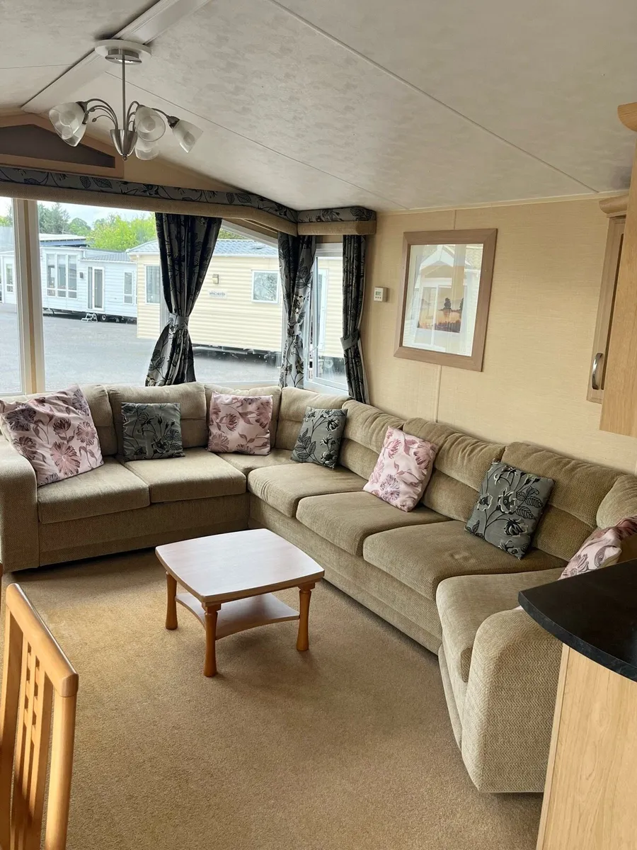 Willerby Granada XL @ Broomfield Mobile homes - Image 3