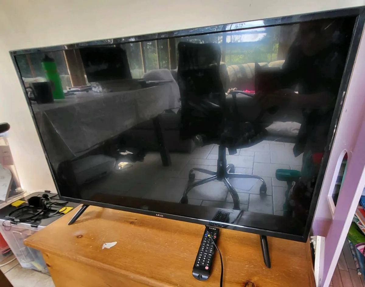 TV