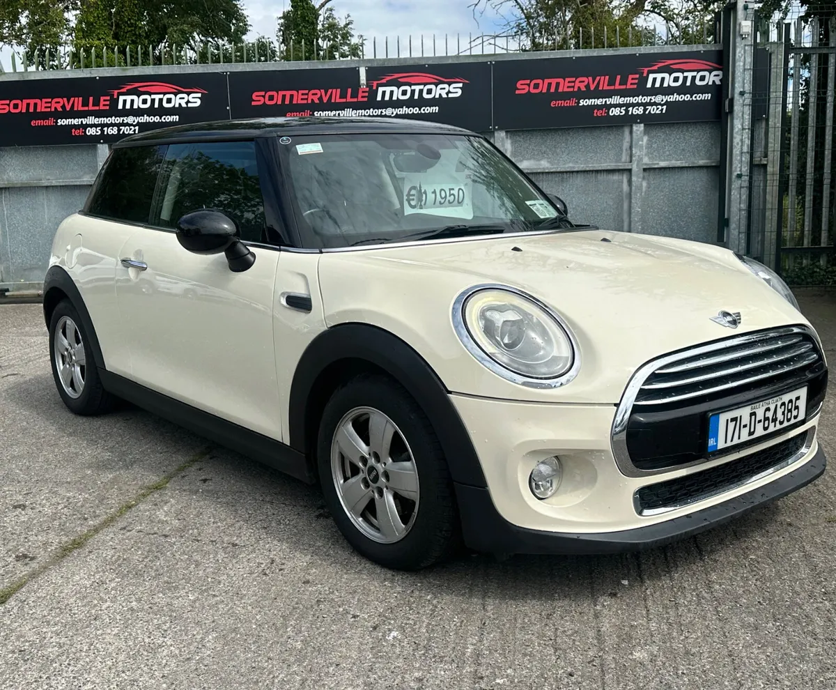 2017 Mini Cooper - Image 1
