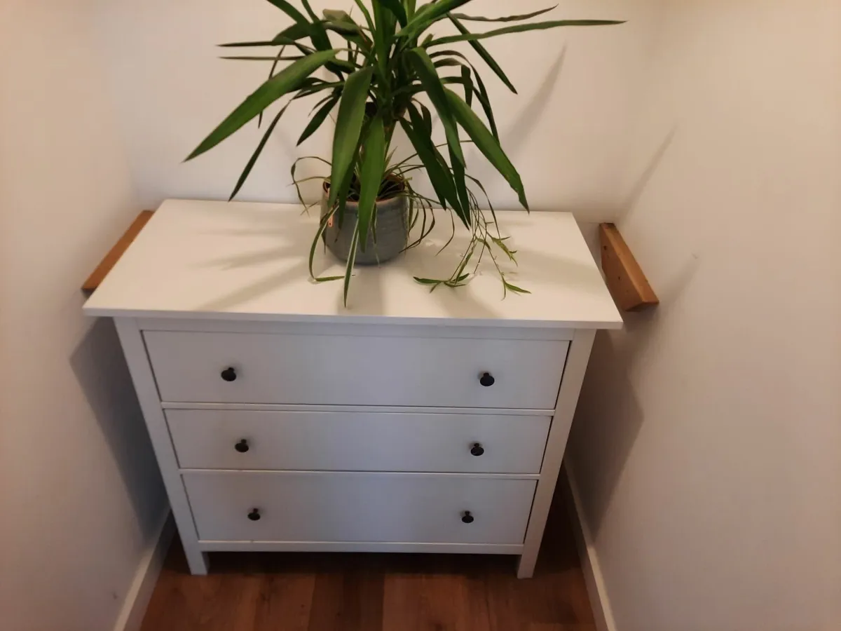 Chest drawers - Image 1