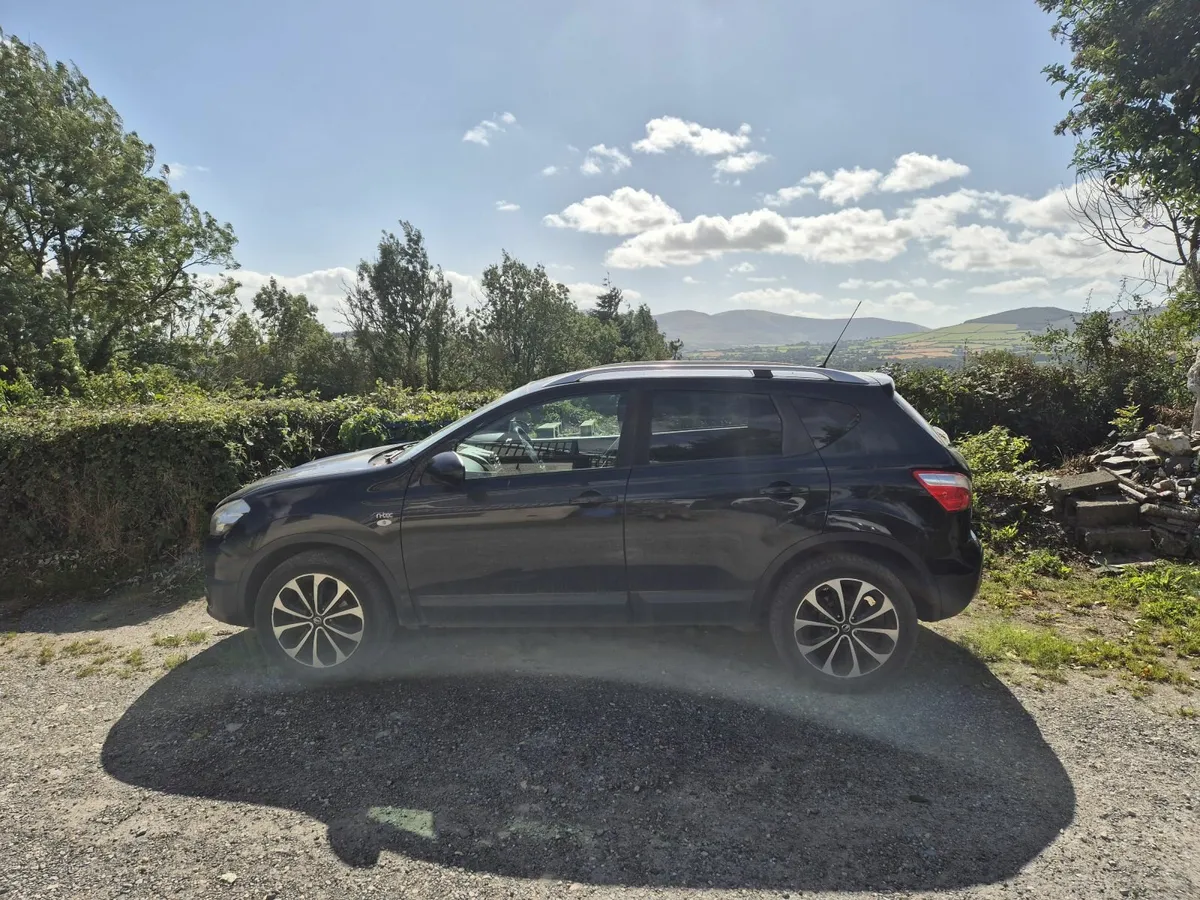 Nissan Qashqai 2011 - Image 1