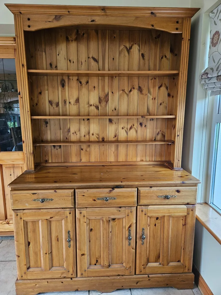 Solid Pine Dresser - Image 1