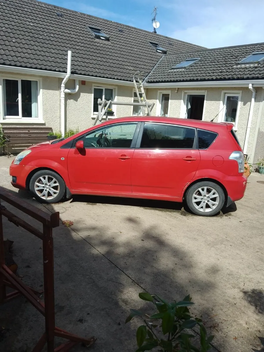 Toyota Corolla Verso 7 seater - Image 3