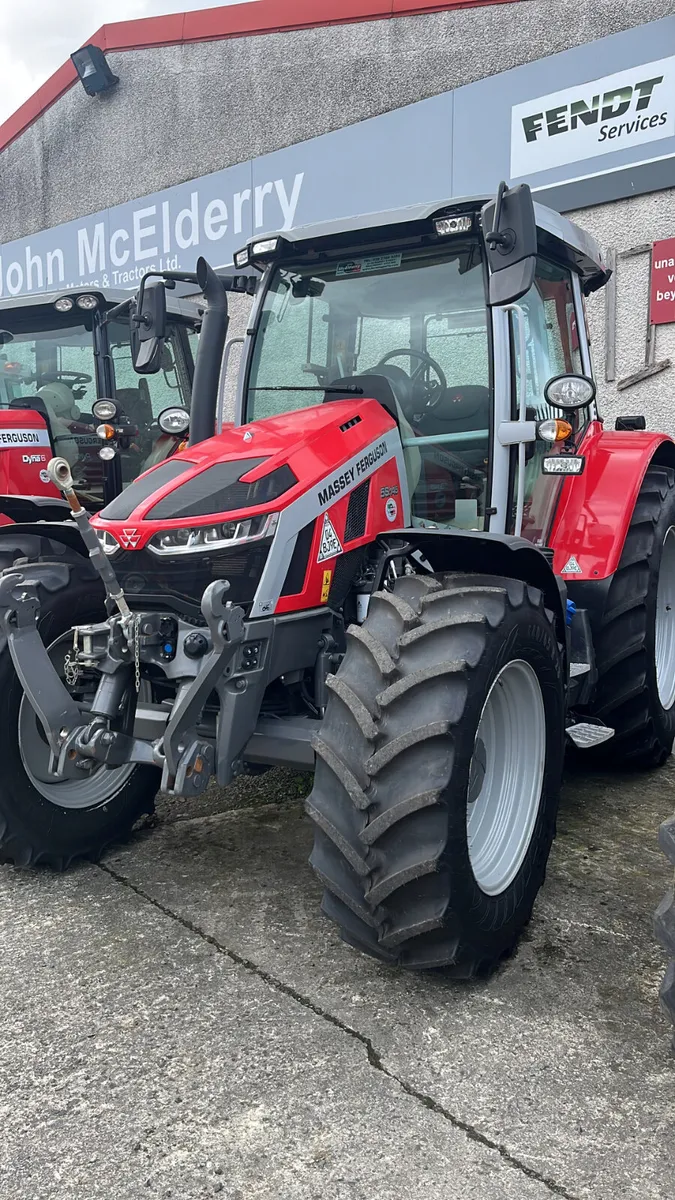 Massey Ferguson 5s.145 Creep Gear - Image 1