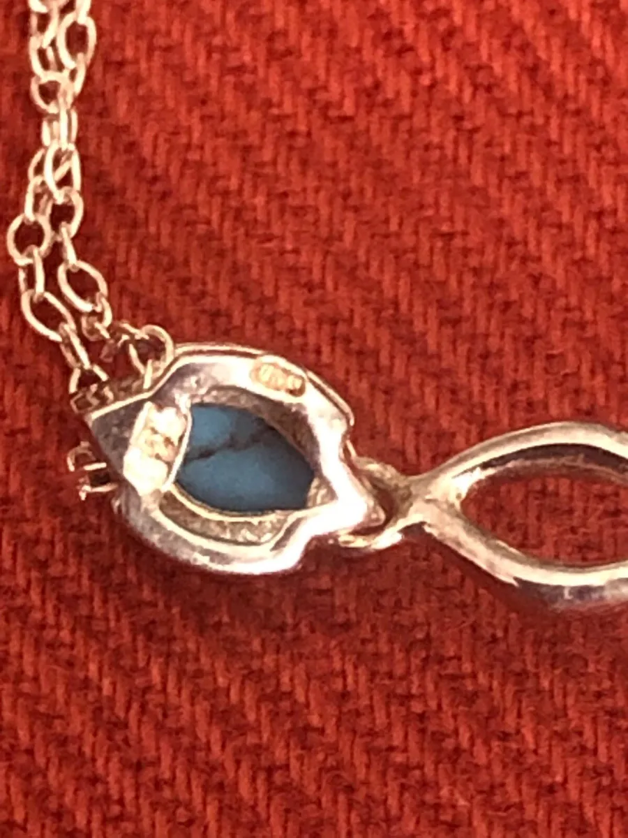 Silver pendant  & chain - Image 4