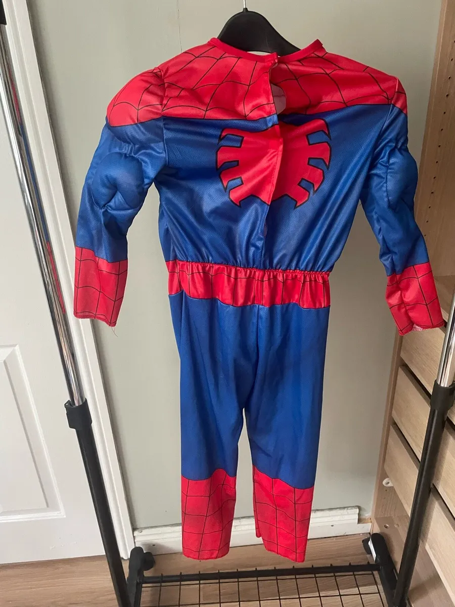 Spider man costume (age 7-8) - Image 3