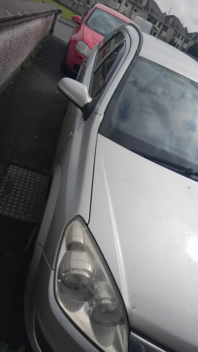 Opel Astra 2007 - Image 1