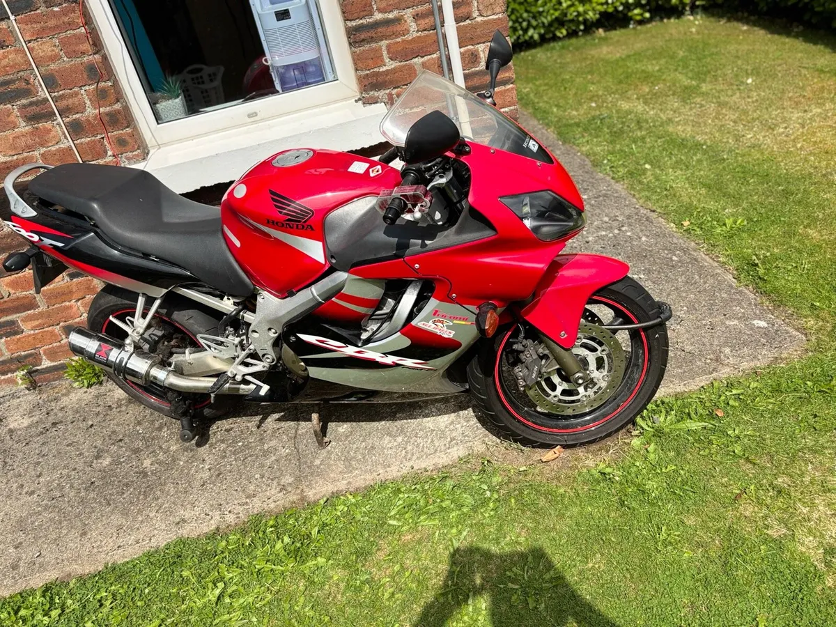 Cbr 600 f - Image 1