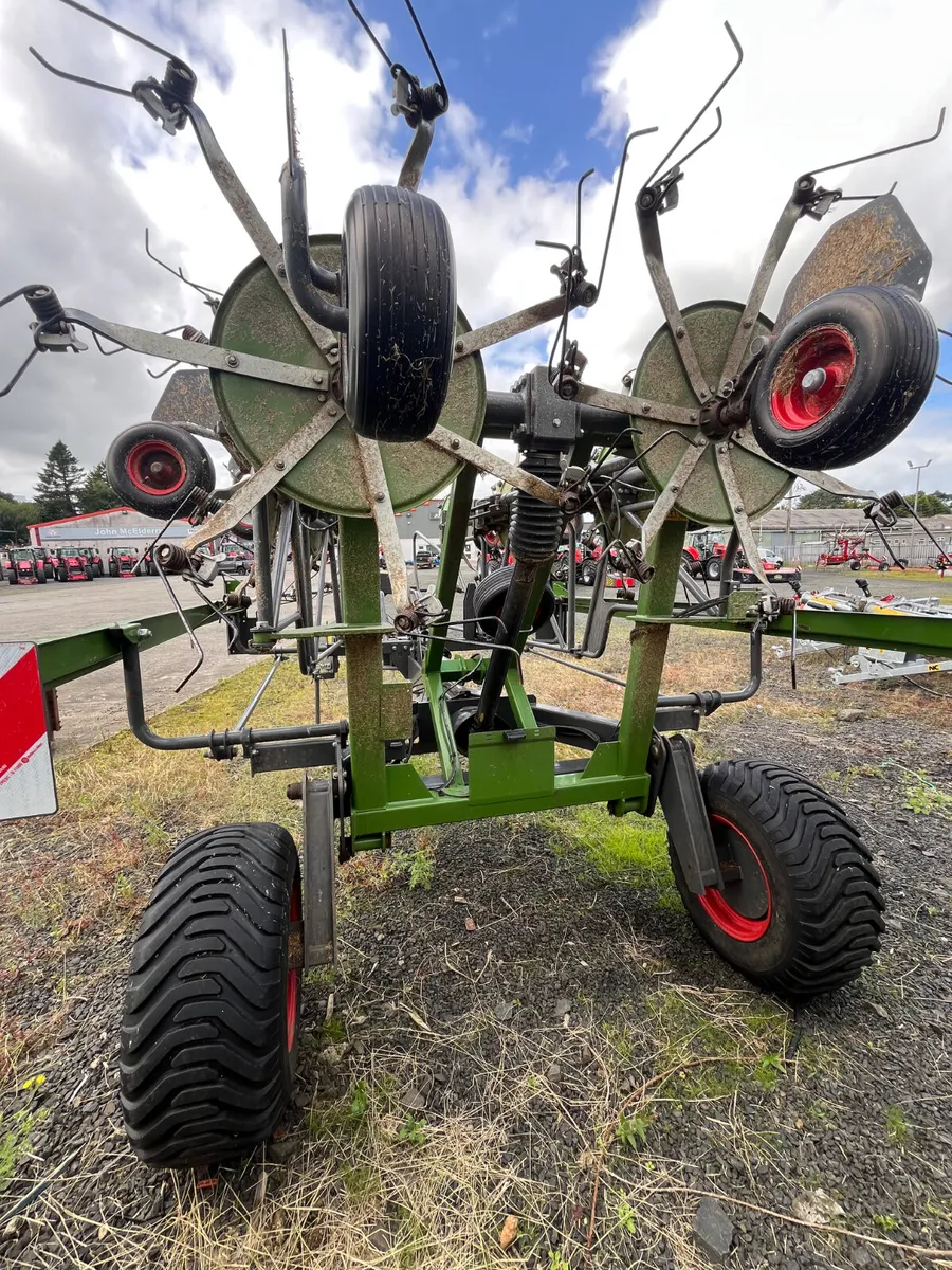 Fendt Lotus 1020T Tedder - Image 4