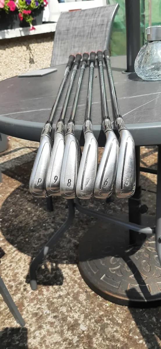 TaylorMade M6 Irons - Image 1