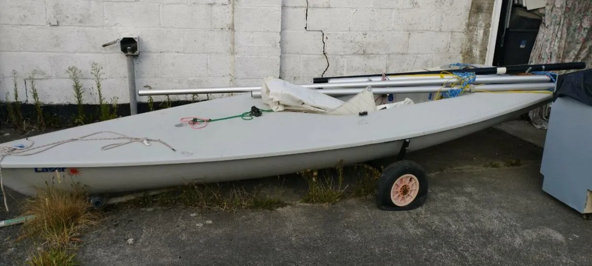 Laser sailing dinghy - Image 1
