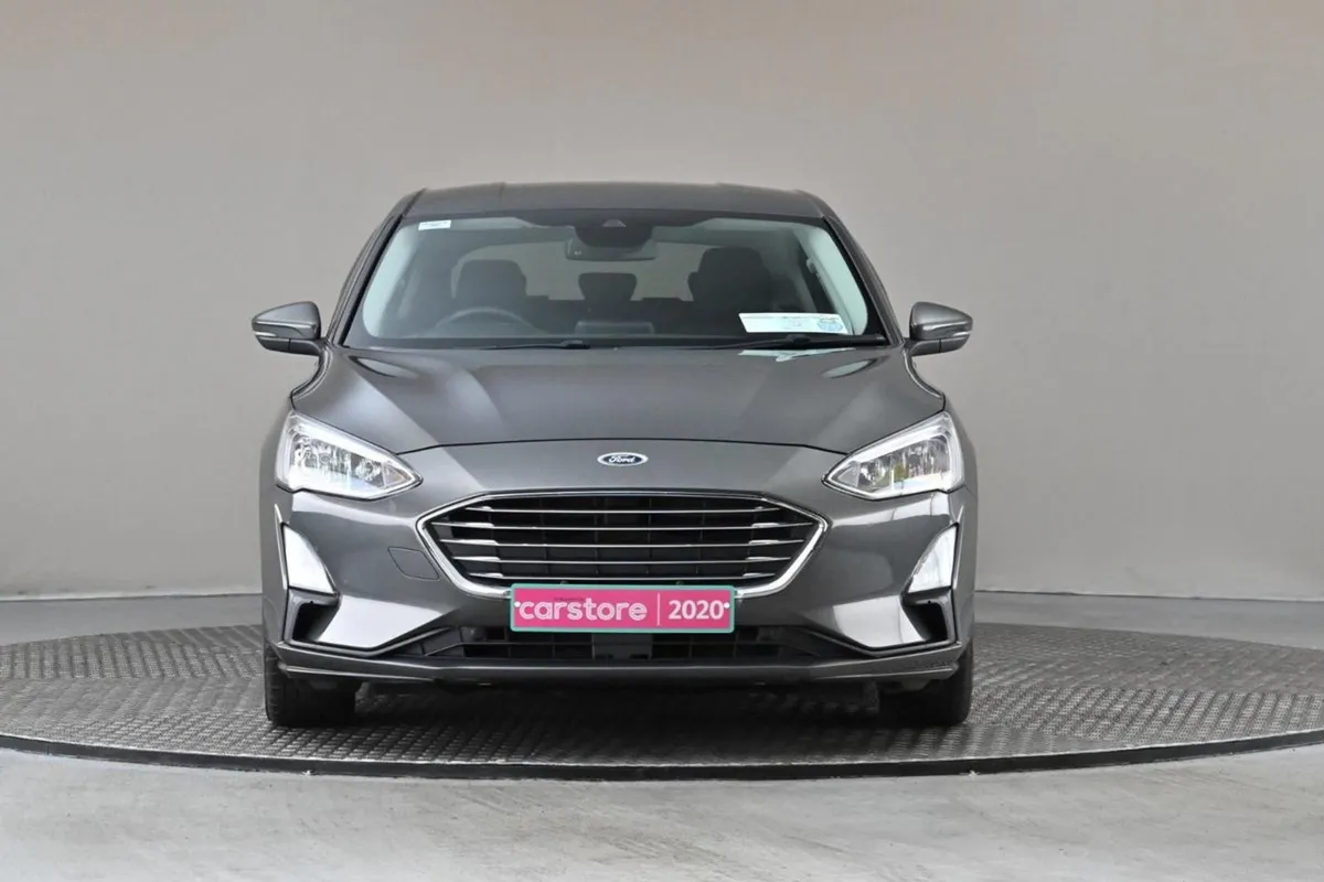 Ford Focus 1.5tdci Titanium 125BHP 6spd - Image 2