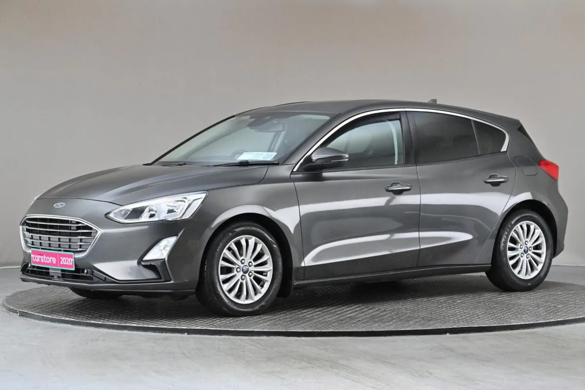 Ford Focus 1.5tdci Titanium 125BHP 6spd - Image 4