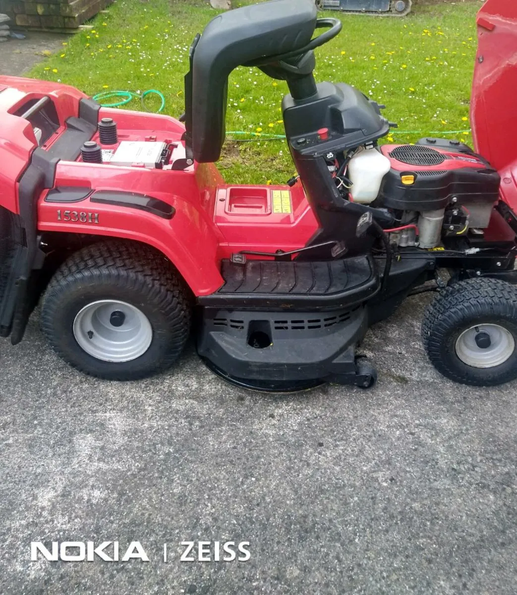Ride on Lawnmower Mount field 1538H - Image 3