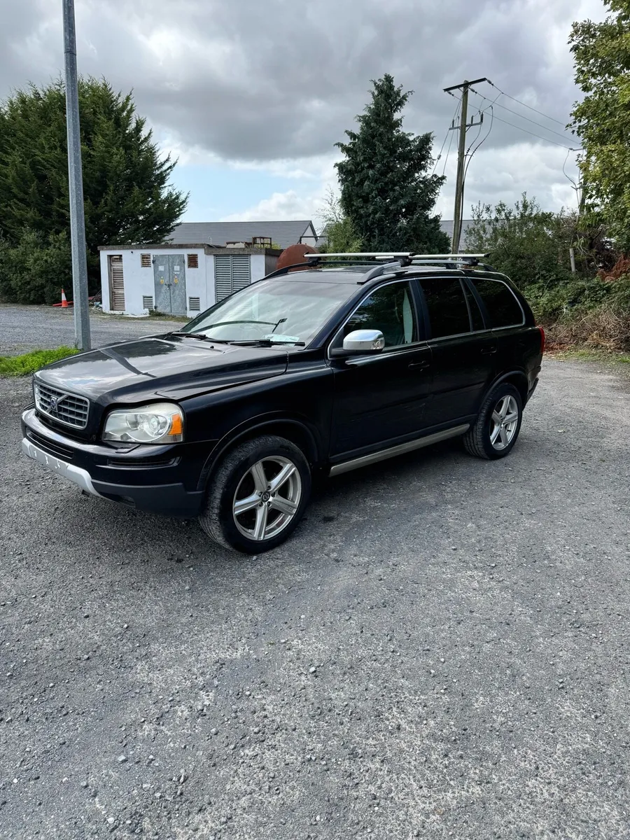 Volvo Xc90 - Image 1