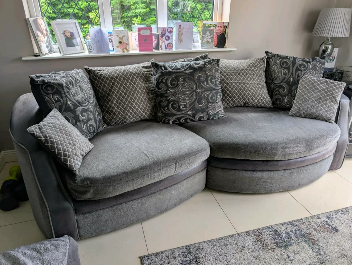 Couch - Image 1