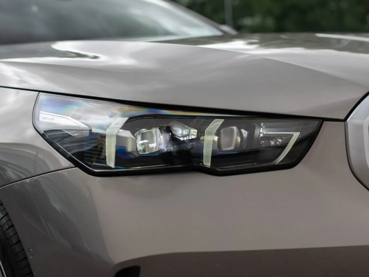 BMW i5 Edrive40 - Image 3