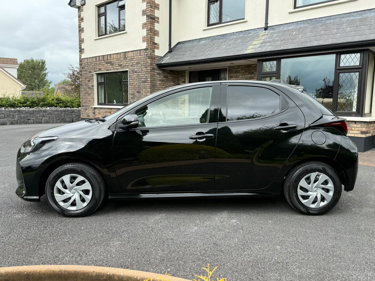 *Auto* Immaculate 221 Toyota Yaris! - Image 4