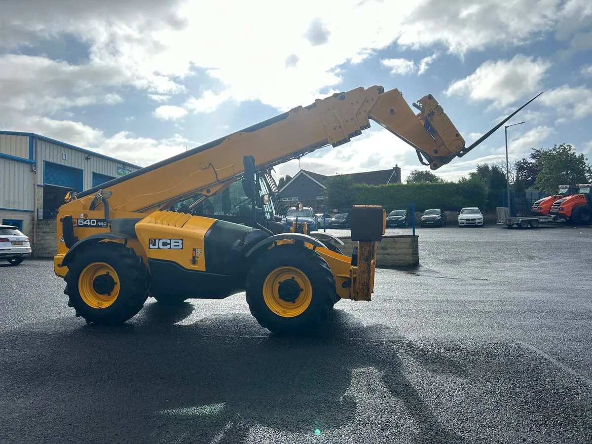 2018 JCB 540-180 Only 3400Hrs - MULLANS - Image 2