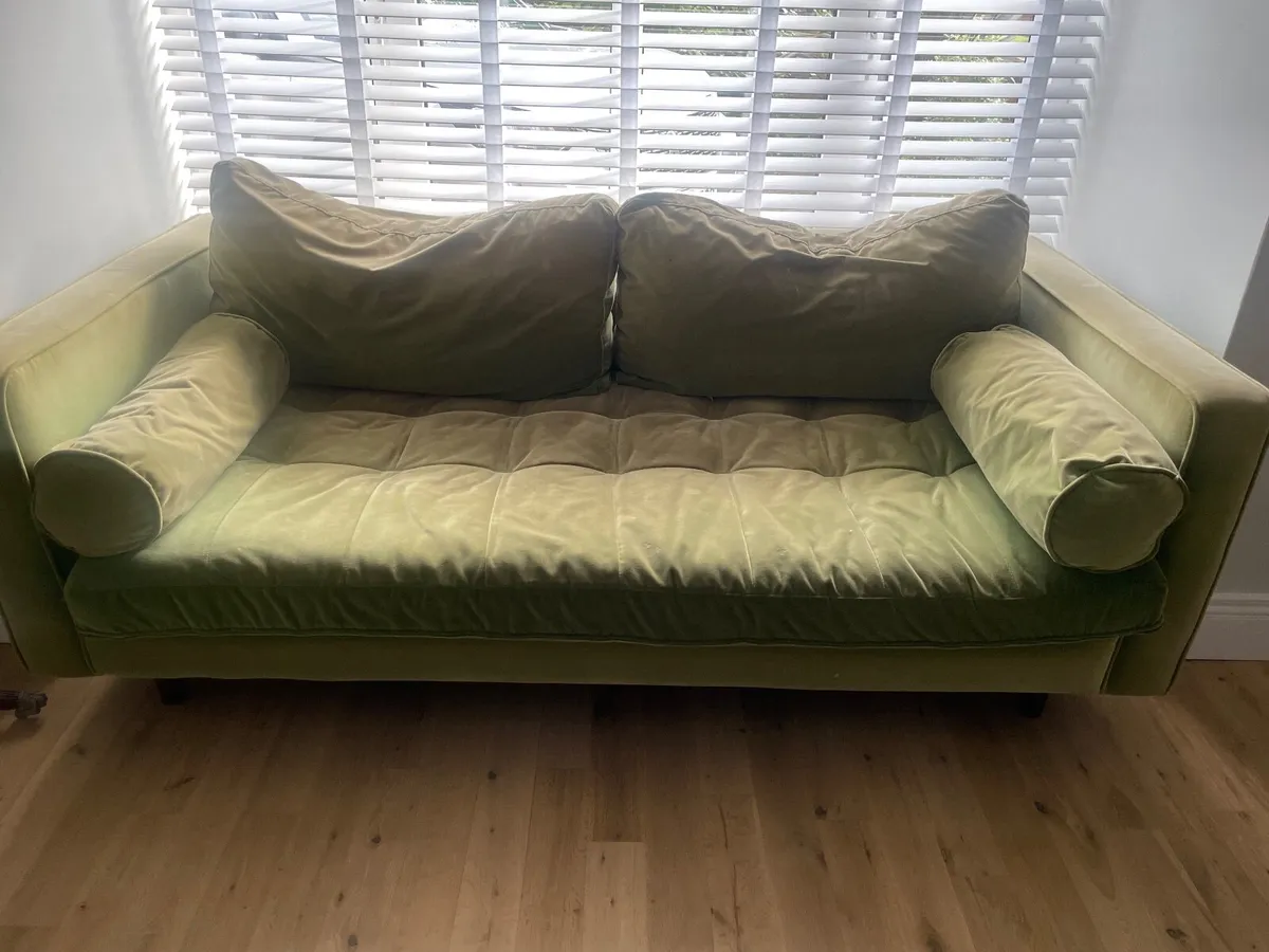 Couch - Image 1