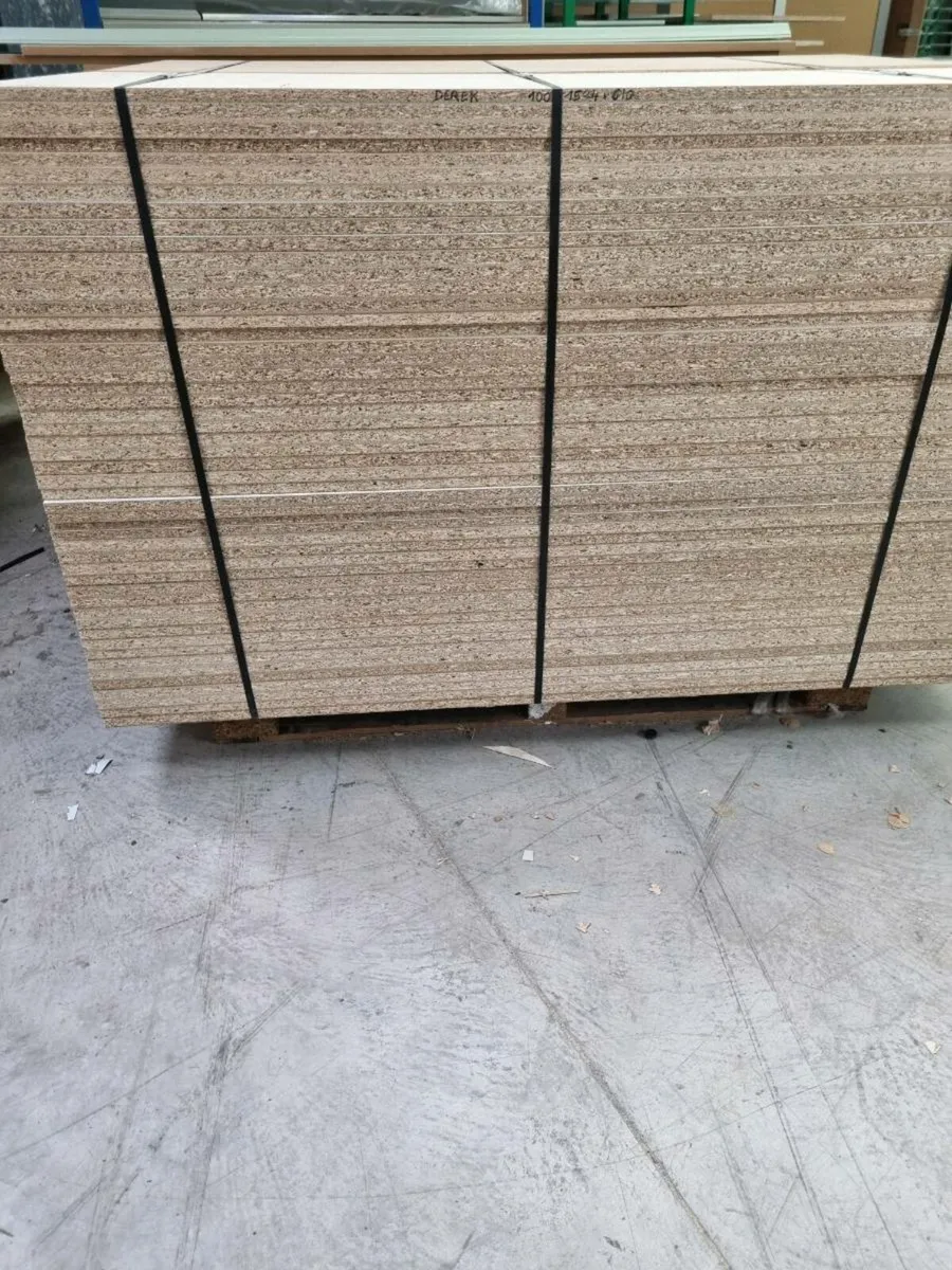 18mm chipboard - Image 1