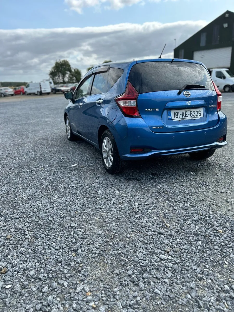 2018 Nissan note automatic - Image 3