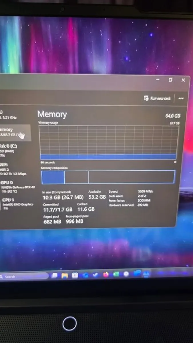 Lenovo Legion 9i - 14900hx 4090 - Image 4