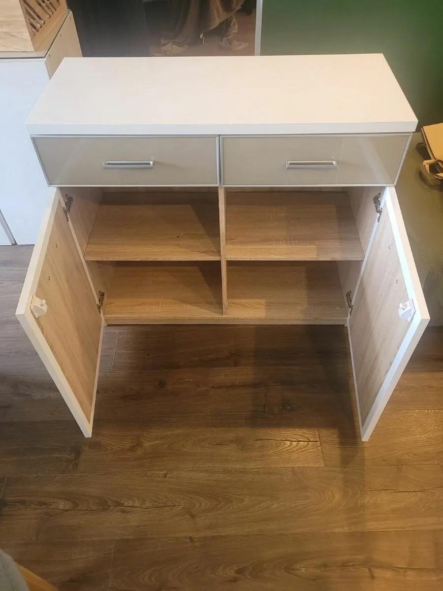 Cabinet - Image 2