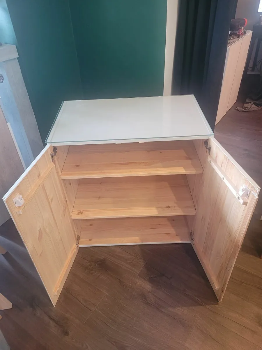 Cabinets - Image 2