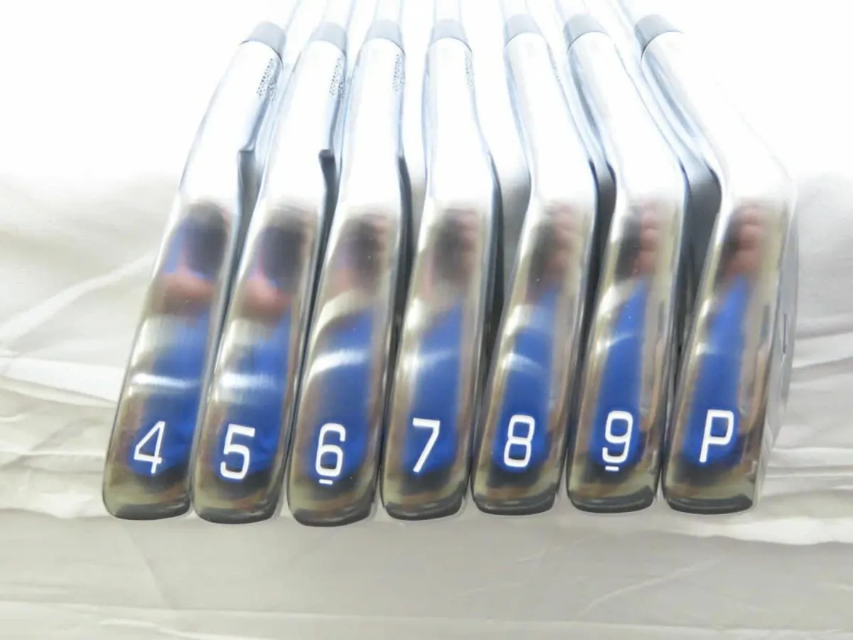 RH Mizuno Pro 241 Iron Set - Image 2
