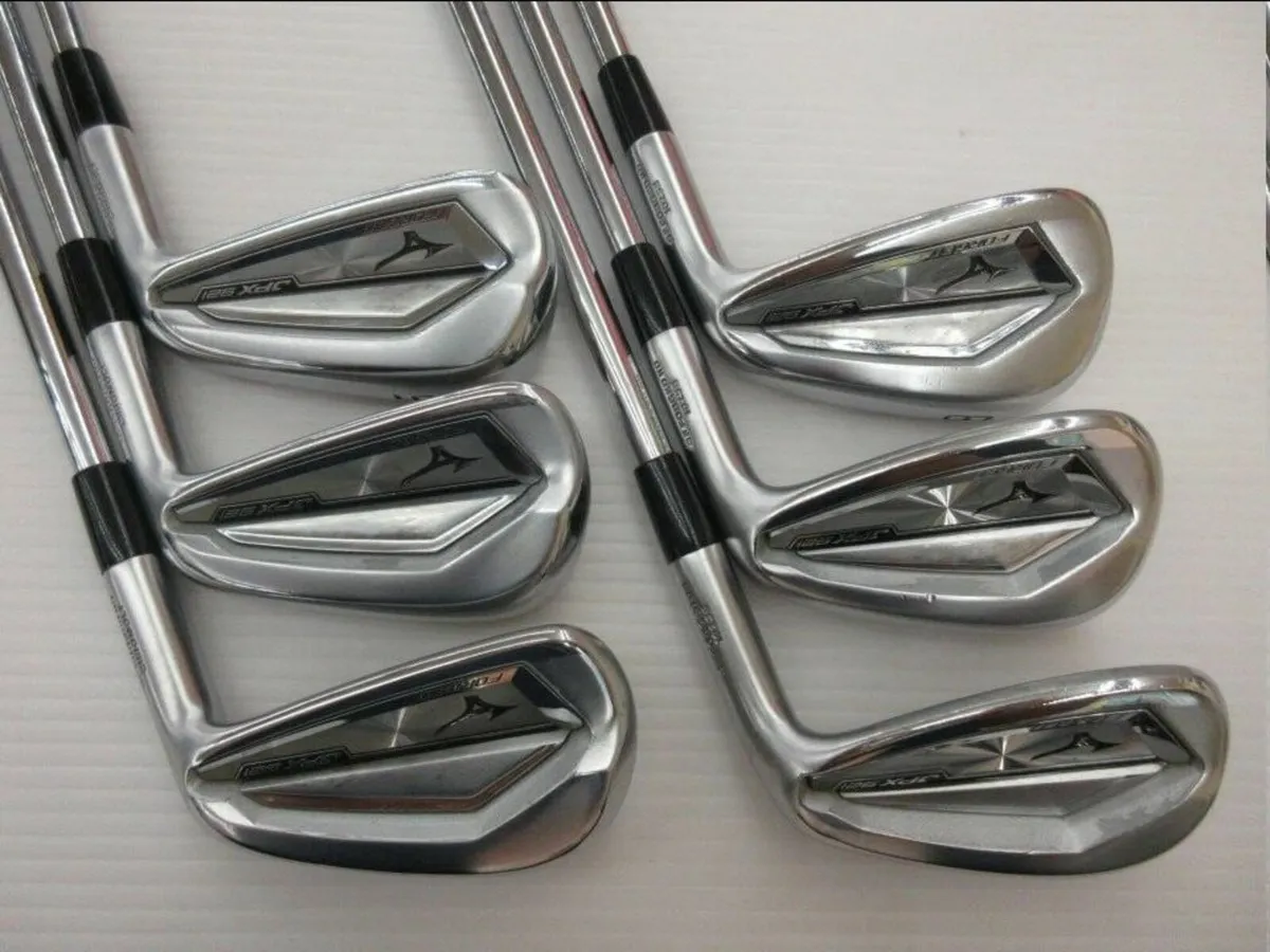 Mizuno JPX 921 Forged Iron Set - Image 1