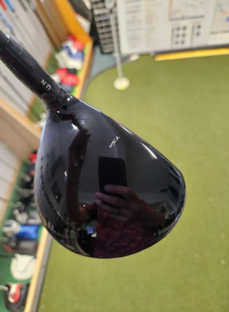Titleist TSr2 + 3 Wood - Image 3