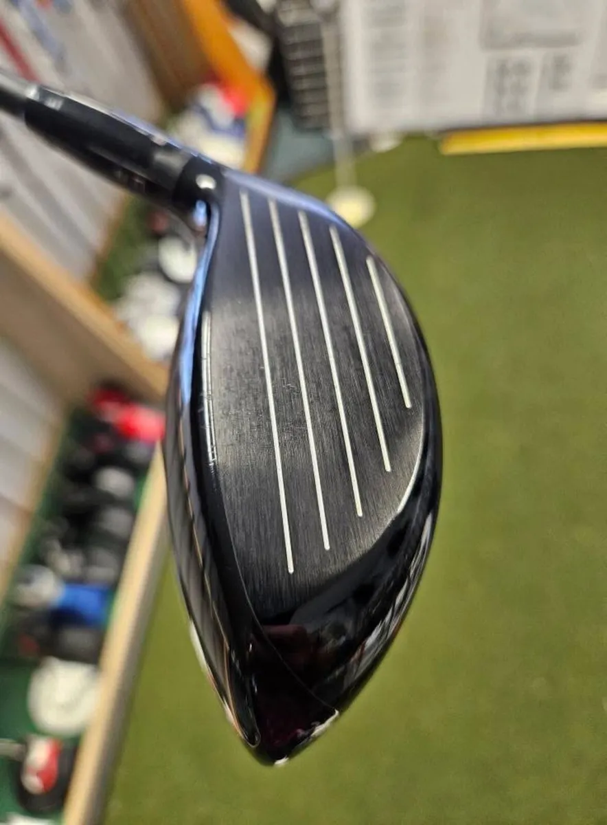 Titleist TSr2 + 3 Wood - Image 4