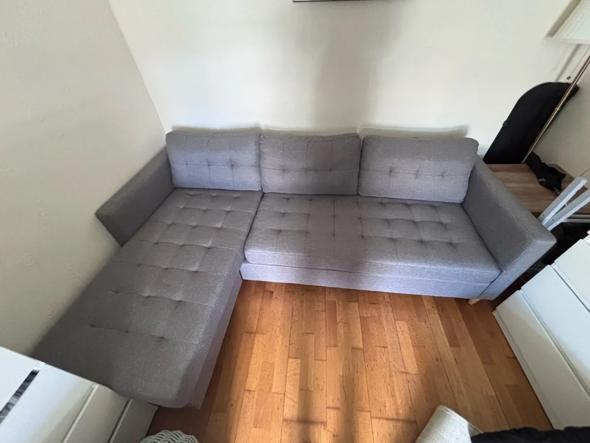 SOFA - Image 1