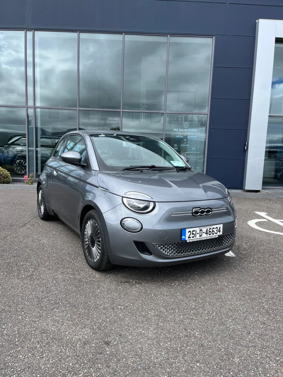 Fiat 500e 2025 - Image 1