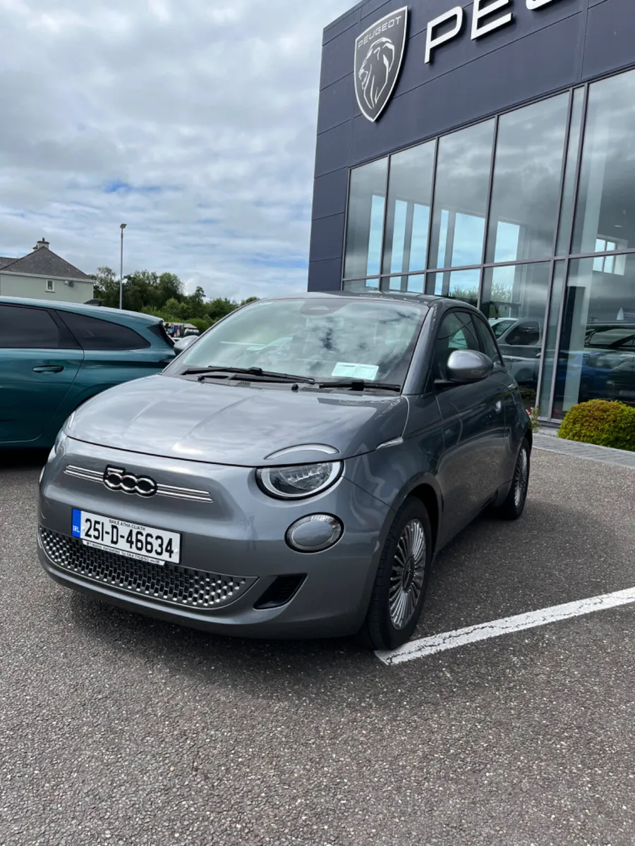 Fiat 500e 2025 - Image 2