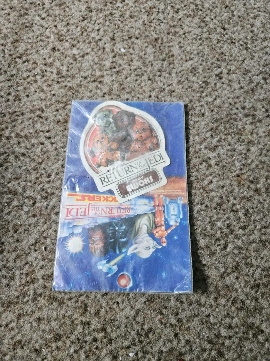 Vintage Star Wars ROTJ Ewoks Badge Sticker - Image 3