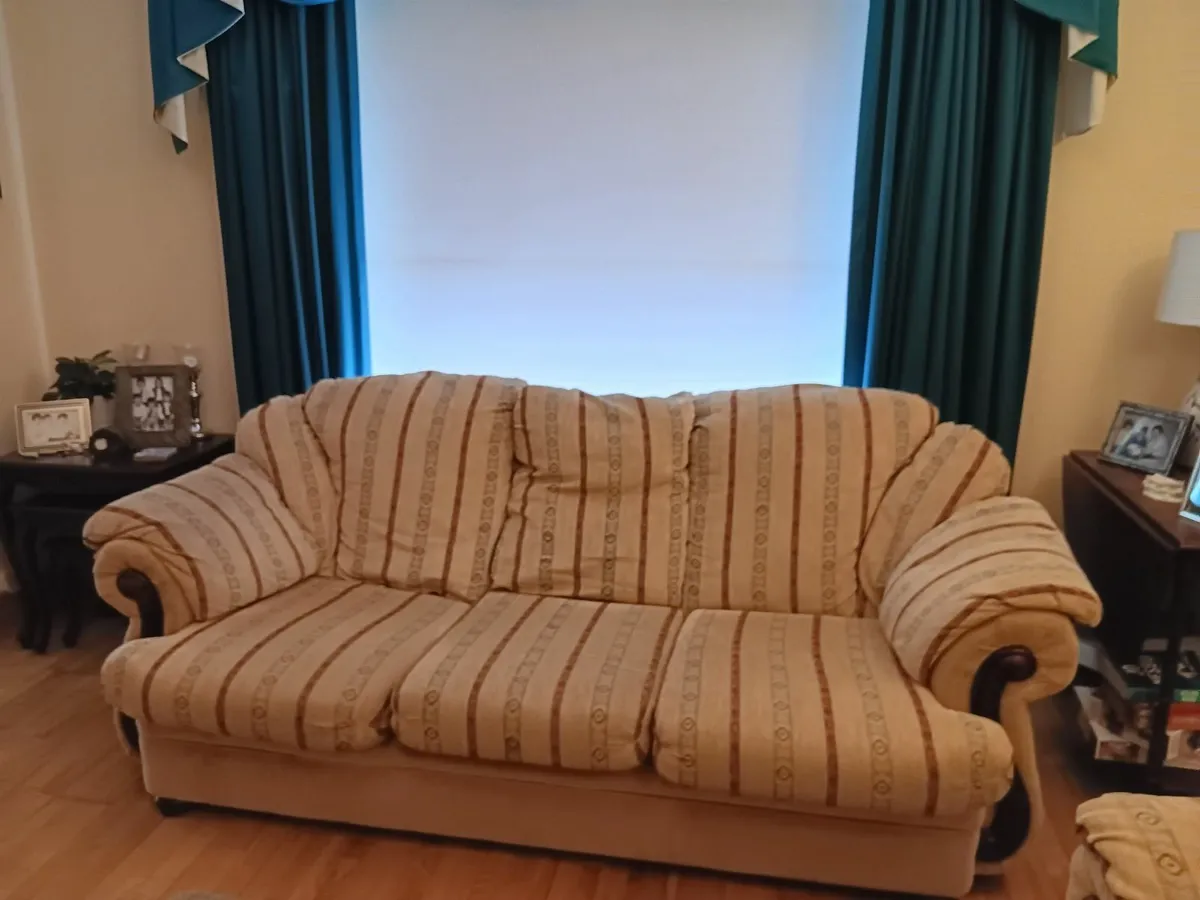 3 piece suite - Image 1