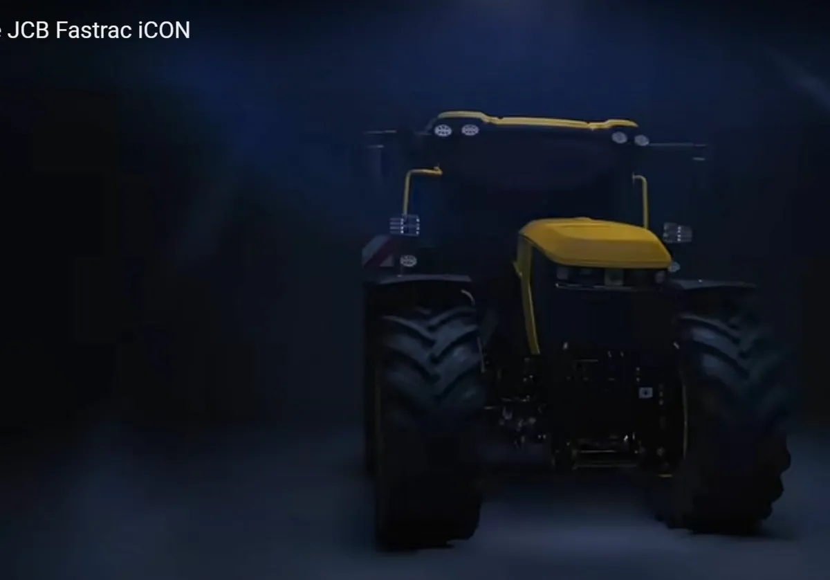 JCB Fastrac 4220 icon @ Russell Fastraxx Ltd - Image 4
