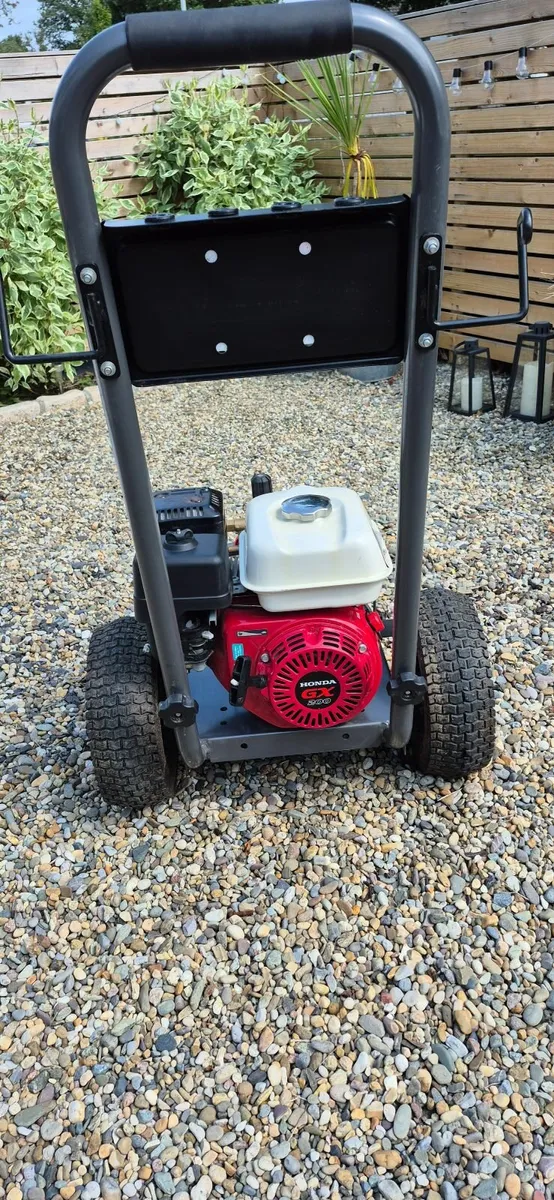 Pressure Washer - Image 3