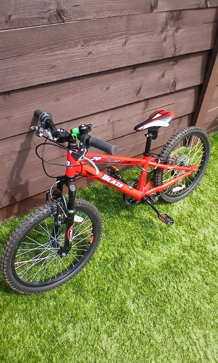 Kids 20" bike - Image 1