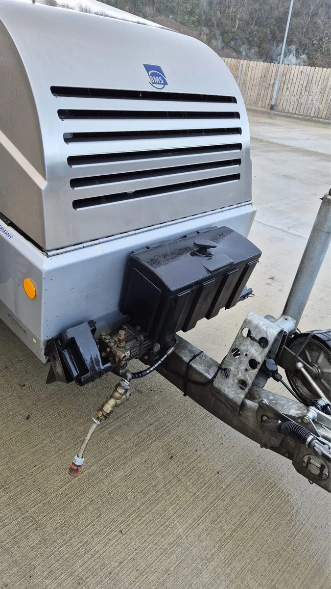 Liquid Screed Pump - Image 2