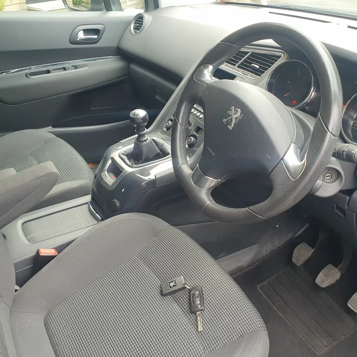 Peugeot 5008 2016 7 seater Nct 9/26 - Image 4