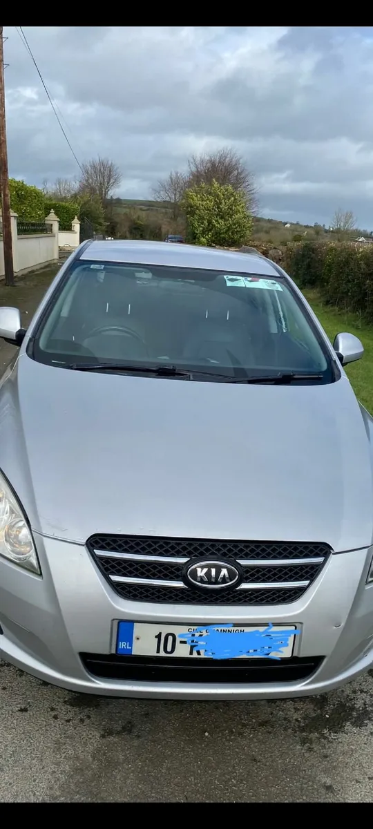 Kia Ceed 2010 - Image 1