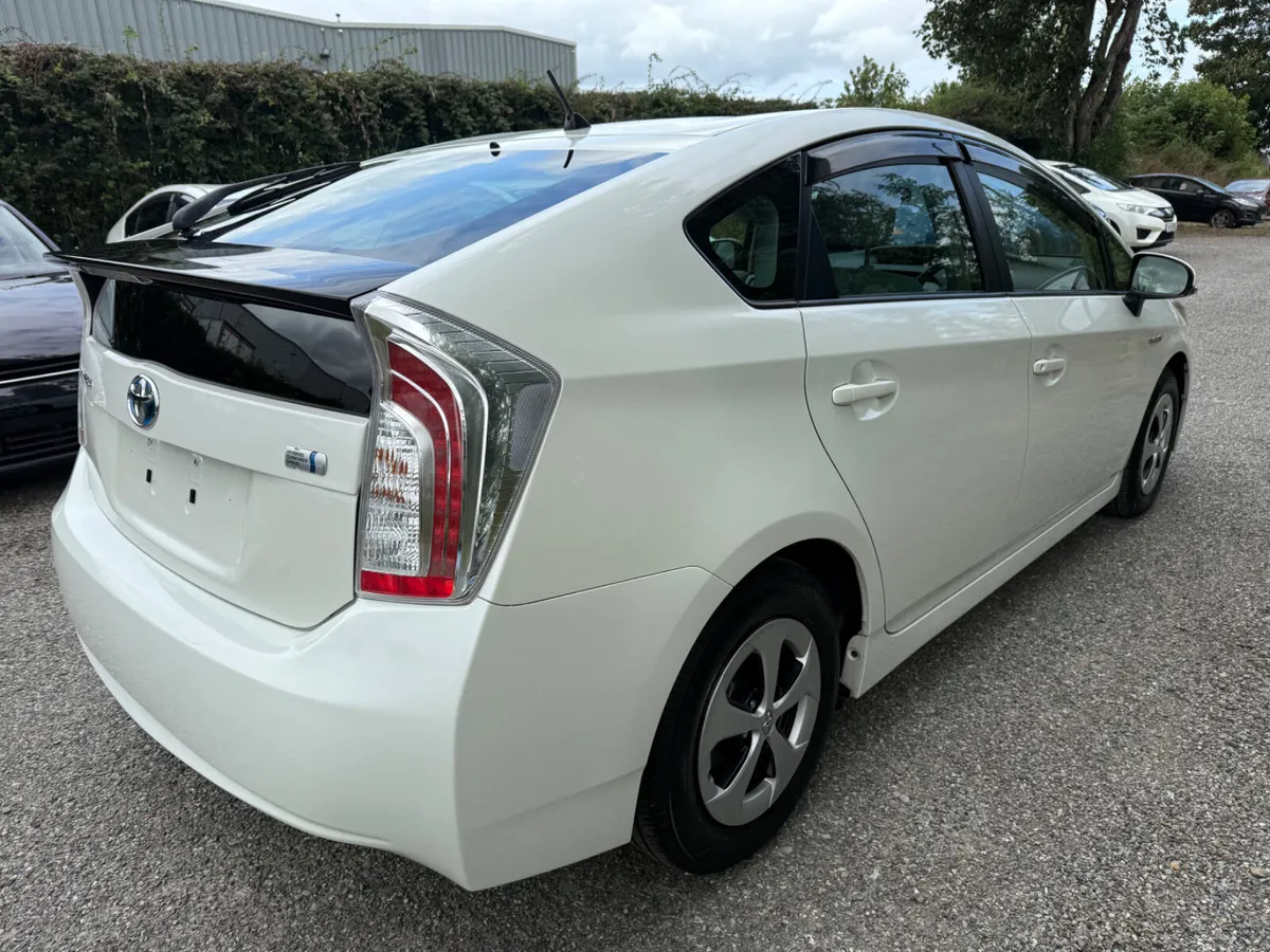 Toyota Prius 42300km!!! - Image 3