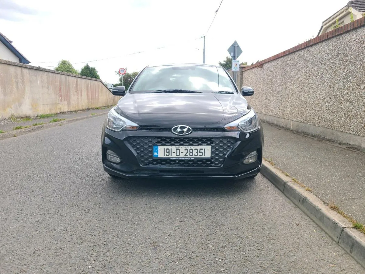 Car - Image 1
