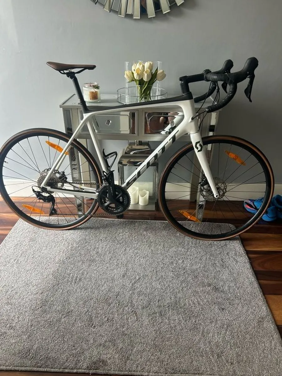 Scott Addict 20 2021 Full Carbon - Image 1