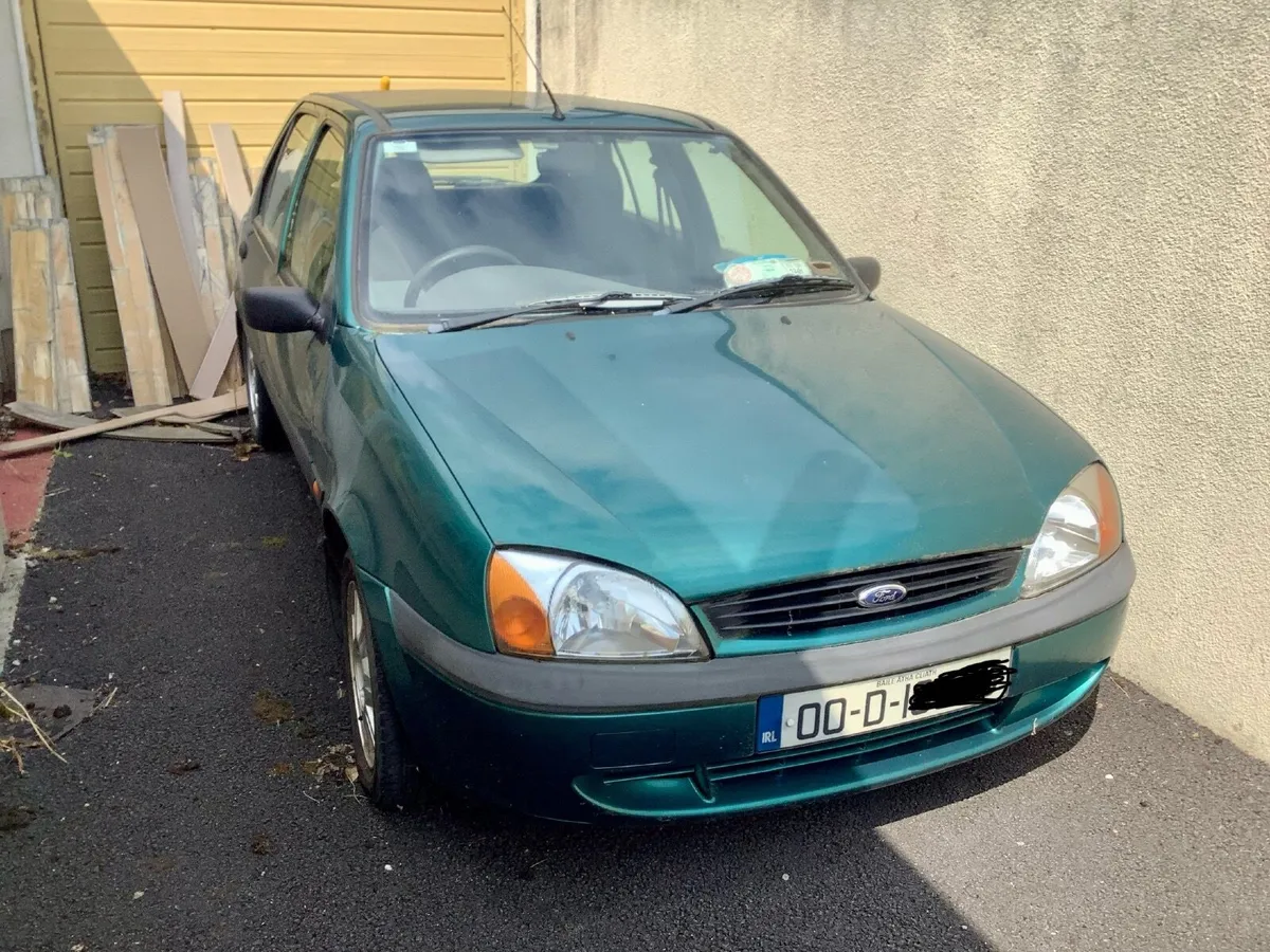 Ford Fiesta 2000 - Image 1