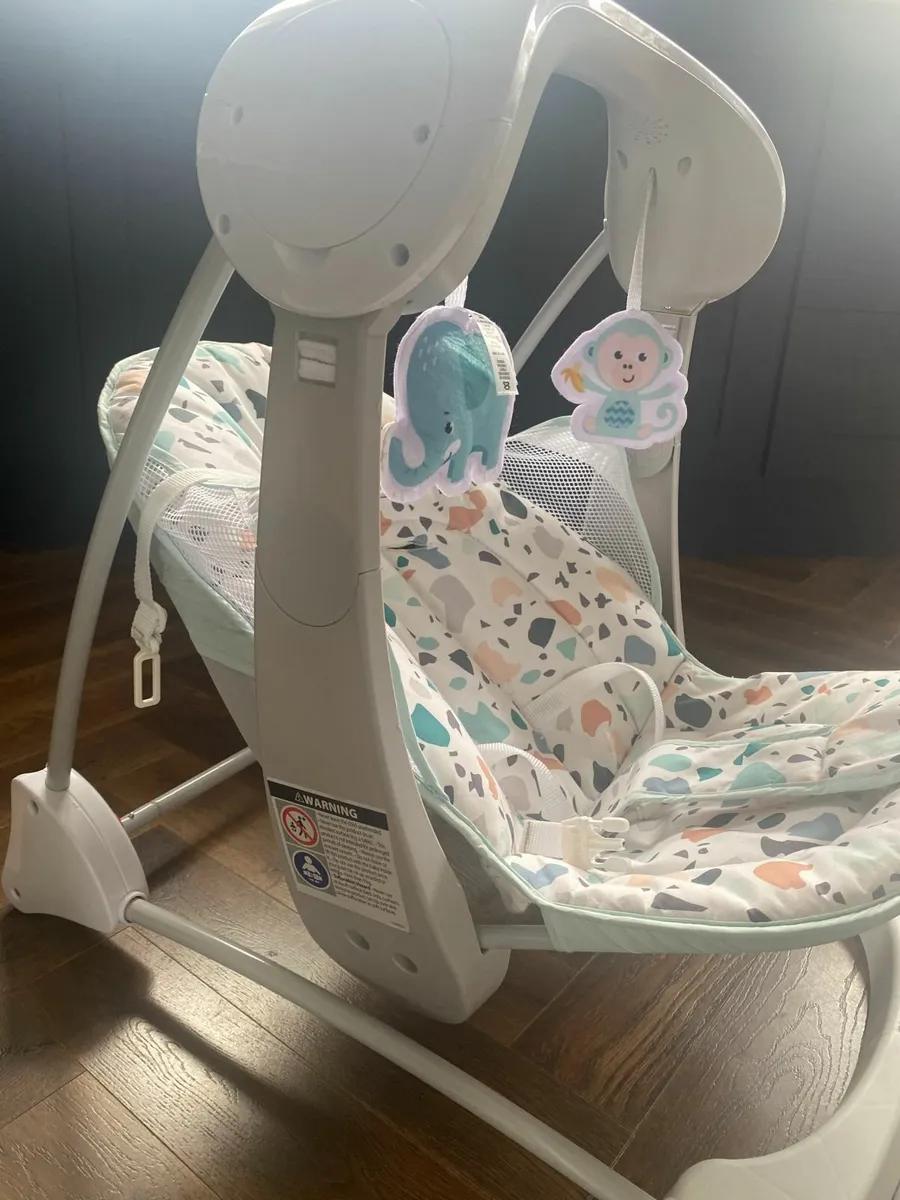 Fisher Price Baby Swing chair - Image 3