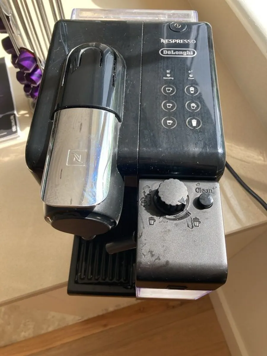 Nespresso Delonghi coffee machine - Image 1